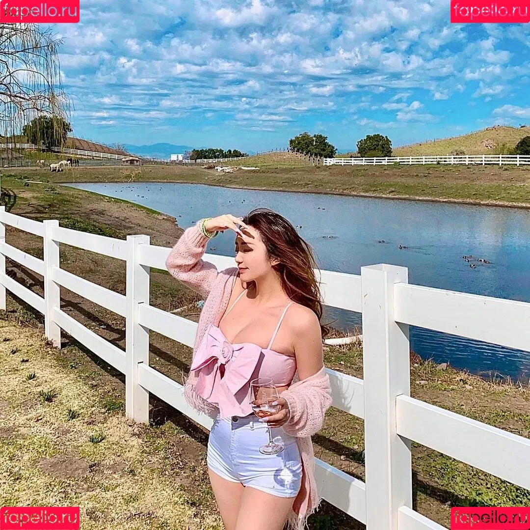 Rebecca Liu Onlyfans Photo Gallery 