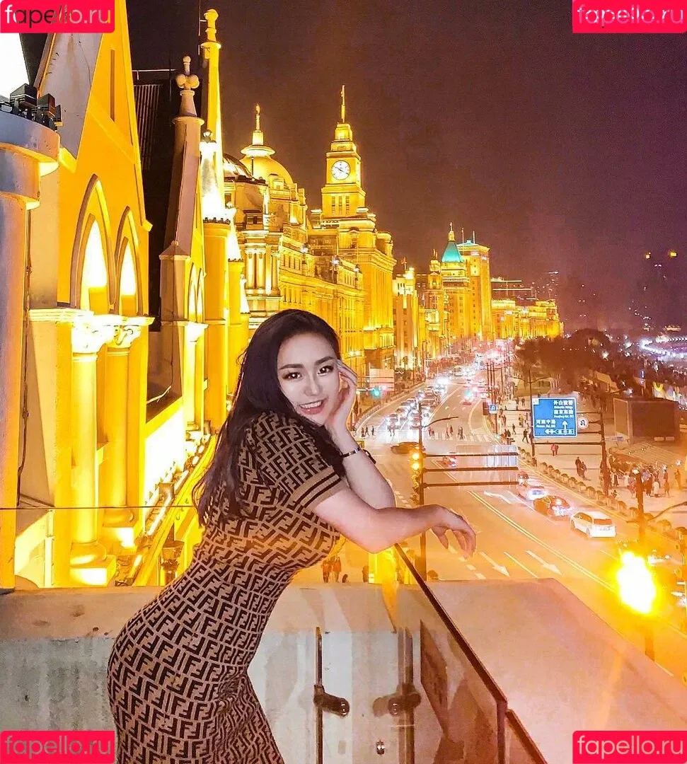 Rebecca Liu Onlyfans Photo Gallery 