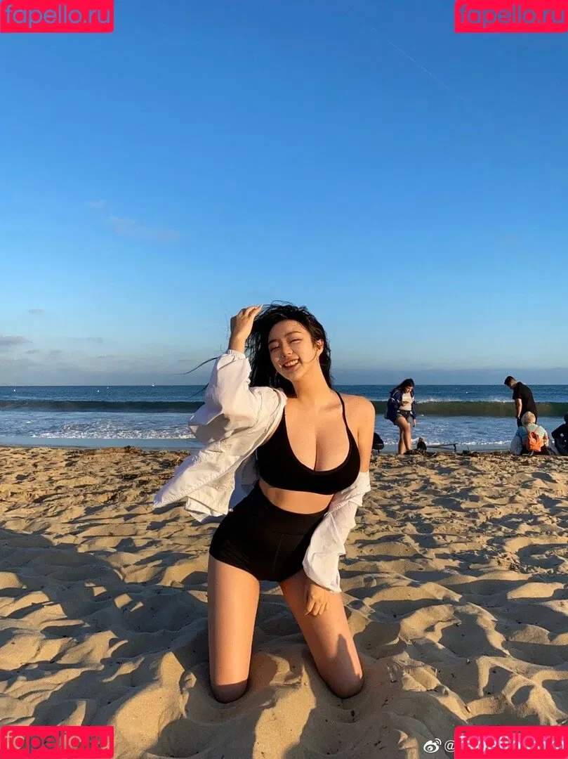 Rebecca Liu Onlyfans Photo Gallery 