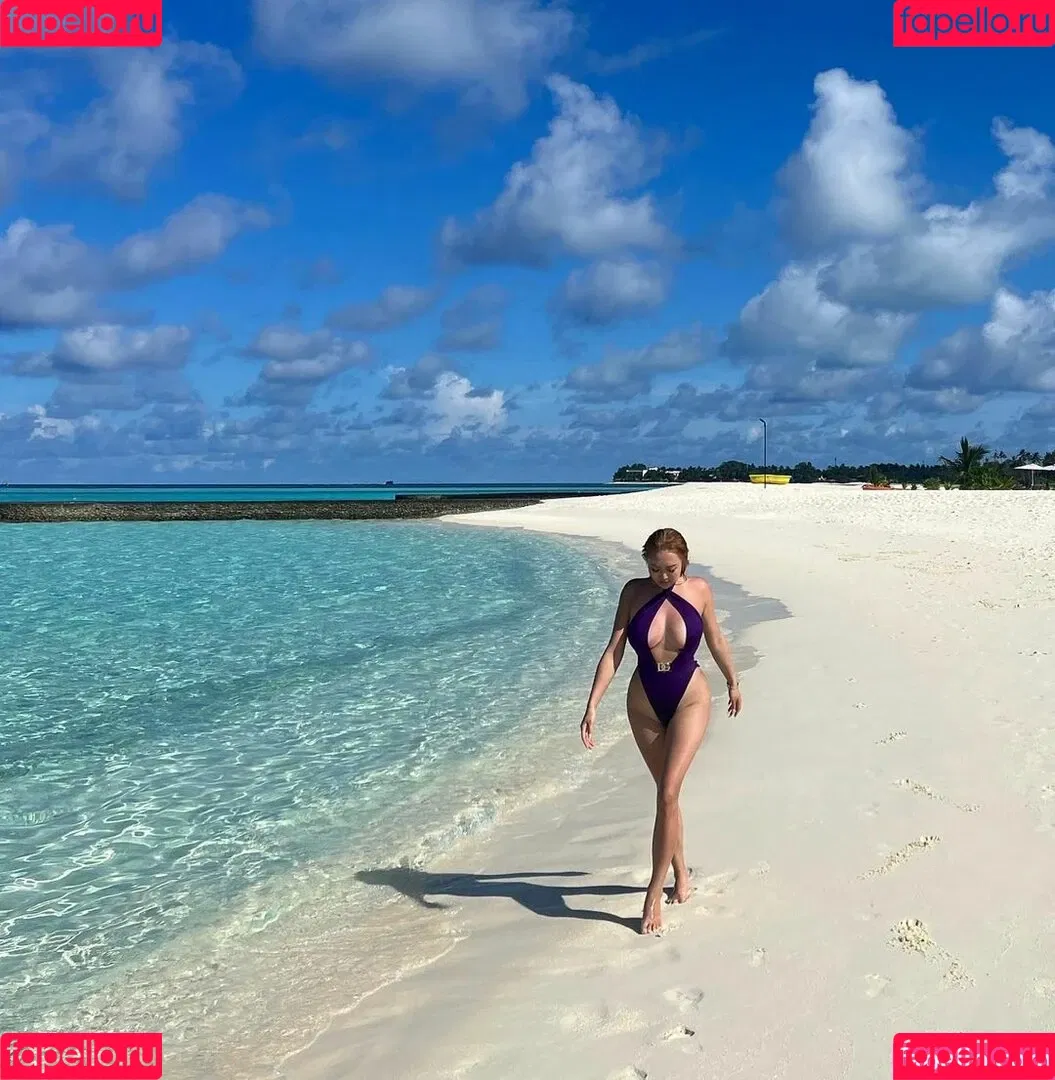 Rebecca Liu Onlyfans Photo Gallery 