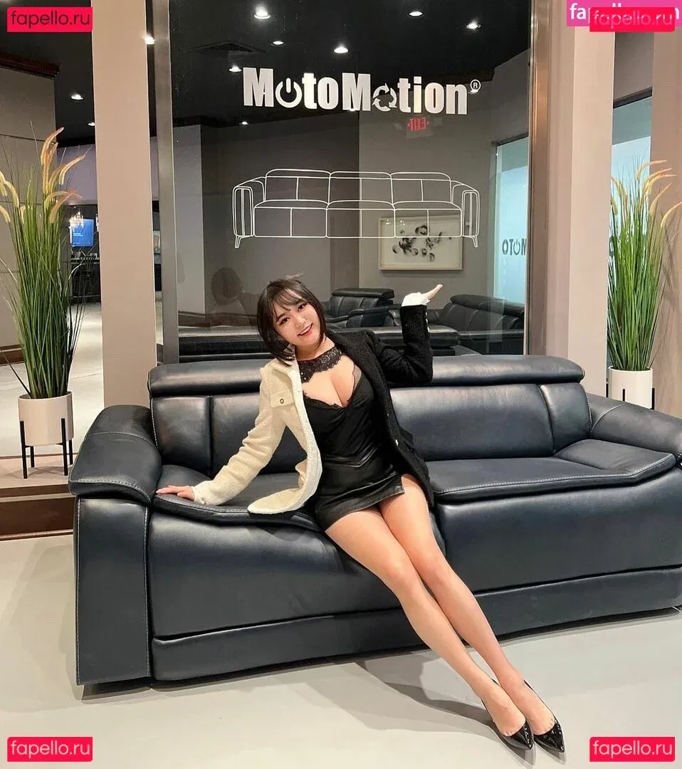 Rebecca Liu Onlyfans Photo Gallery 