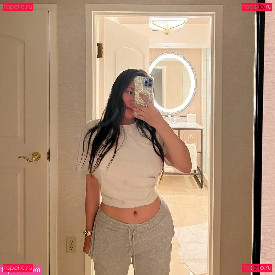 Rebecca Liu Onlyfans Photo Gallery 