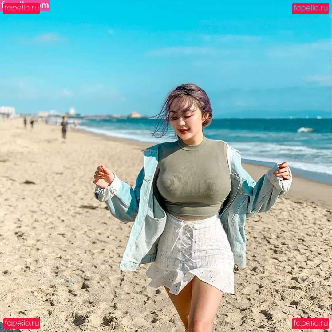 Rebecca Liu Onlyfans Photo Gallery 