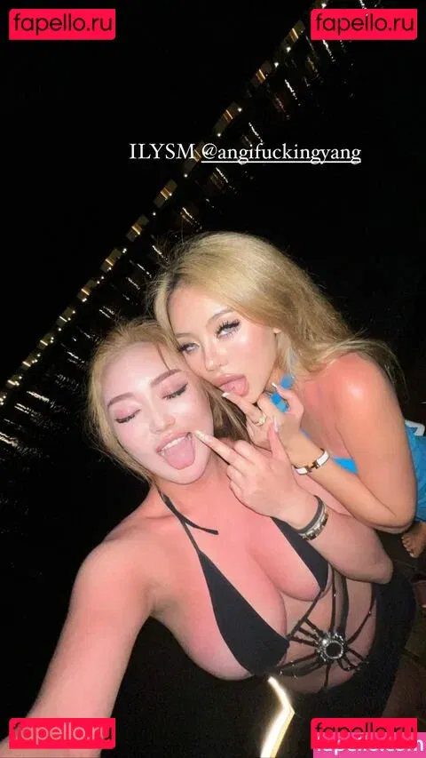 Rebecca Liu Onlyfans Photo Gallery 