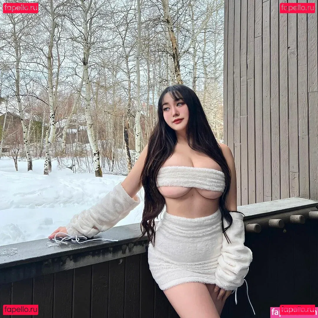 Rebecca Liu Onlyfans Photo Gallery 