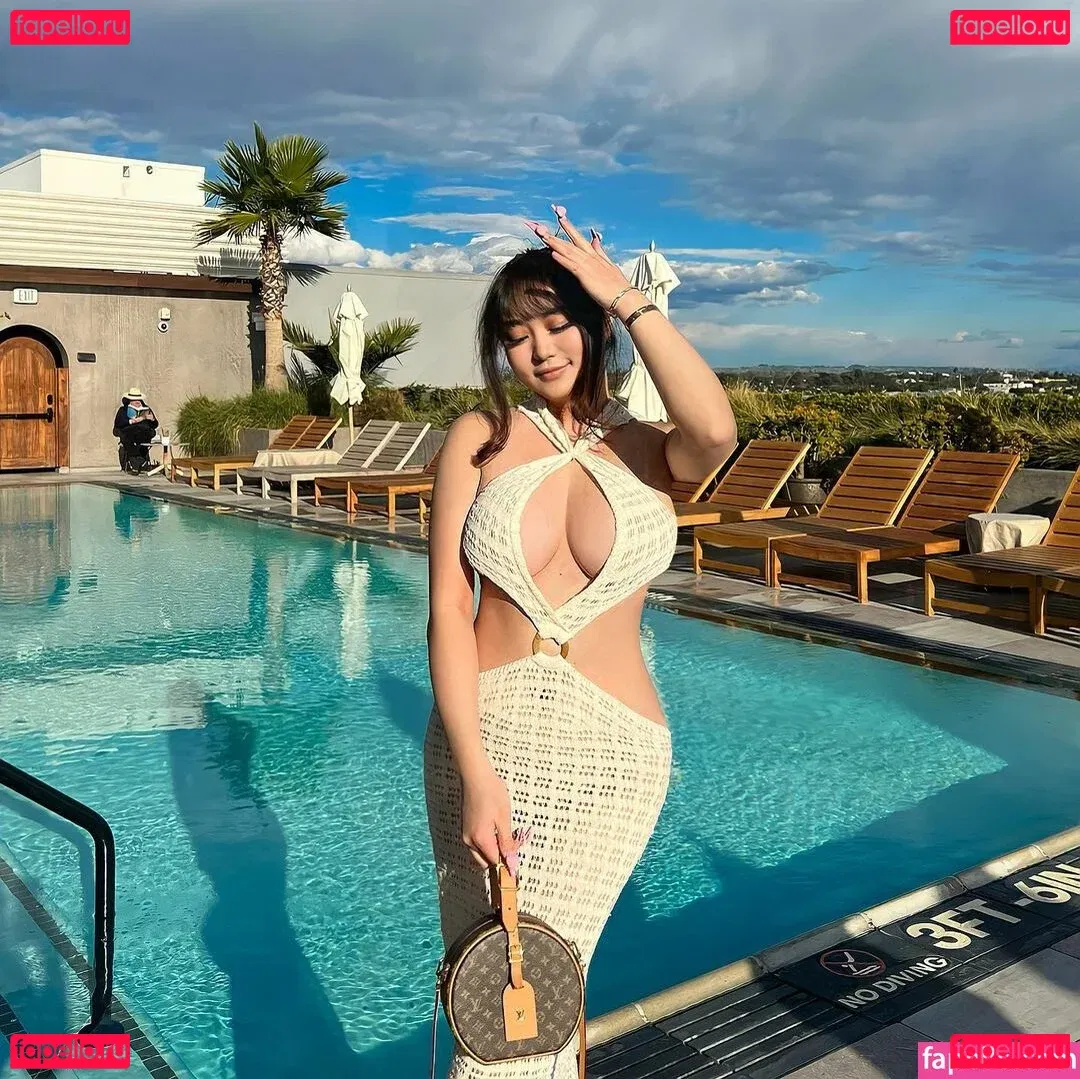 Rebecca Liu Onlyfans Photo Gallery 