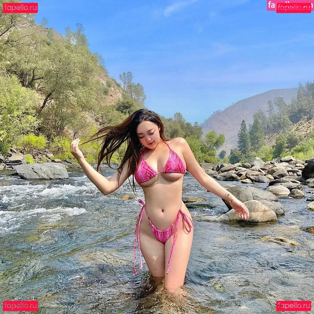 Rebecca Liu Onlyfans Photo Gallery 