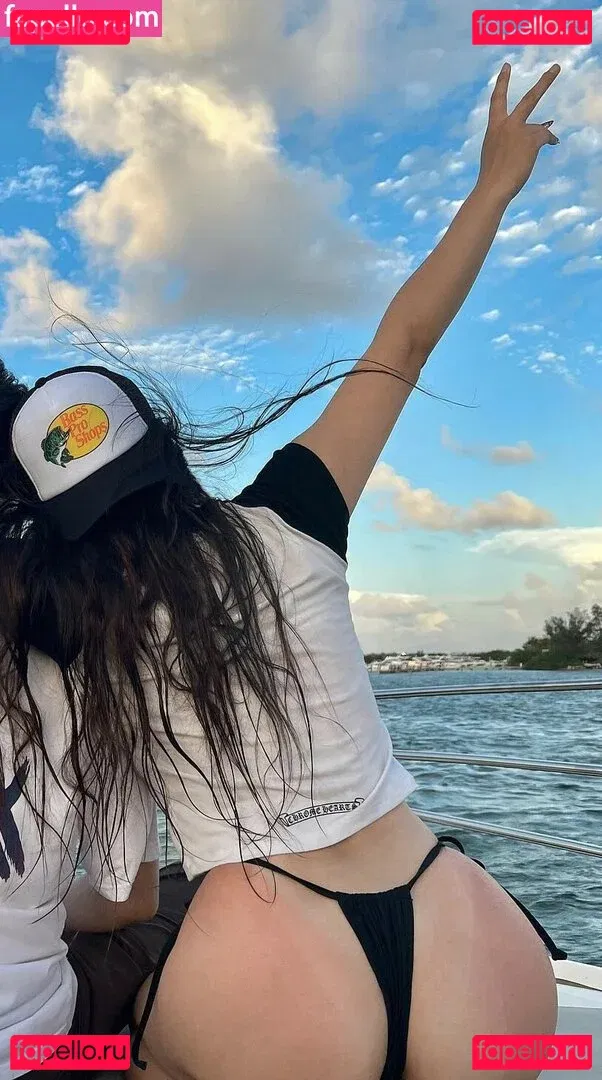 Rebecca Liu Onlyfans Photo Gallery 