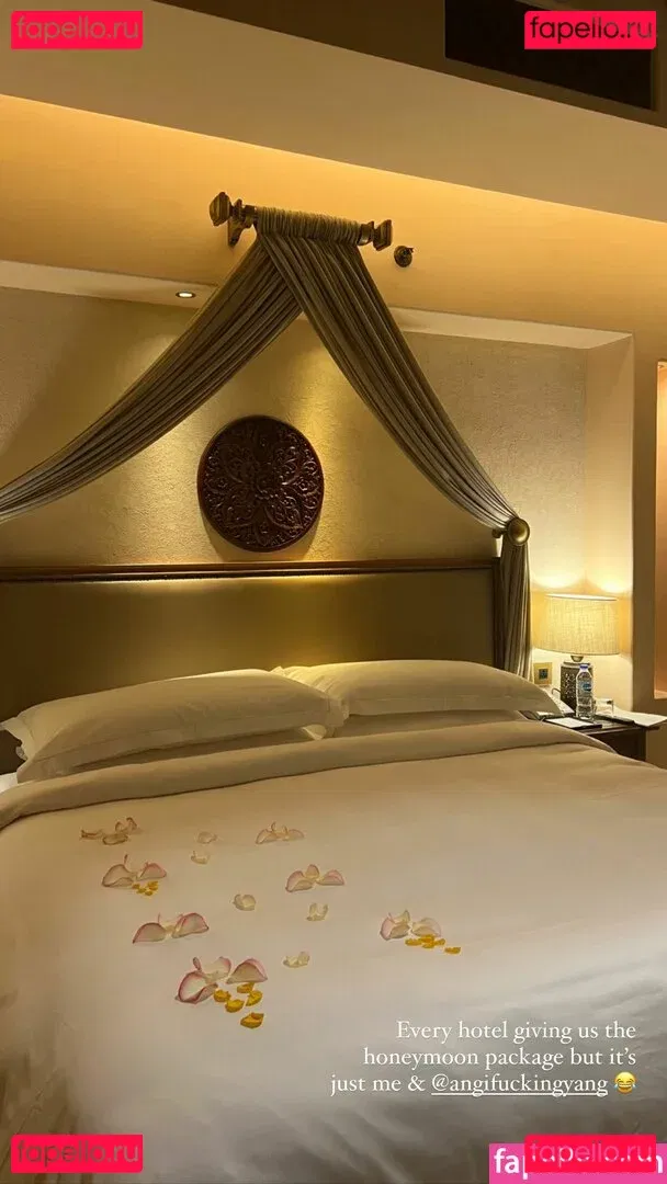 Rebecca Liu Onlyfans Photo Gallery 