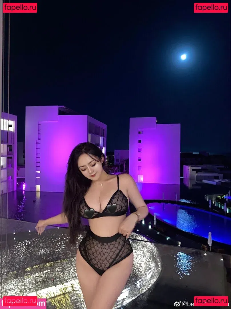 Rebecca Liu Onlyfans Photo Gallery 