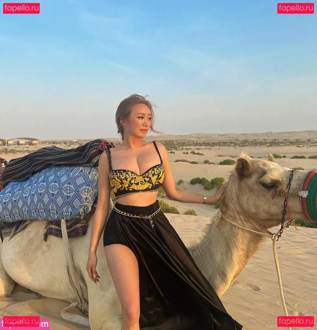 Rebecca Liu Onlyfans Photo Gallery 