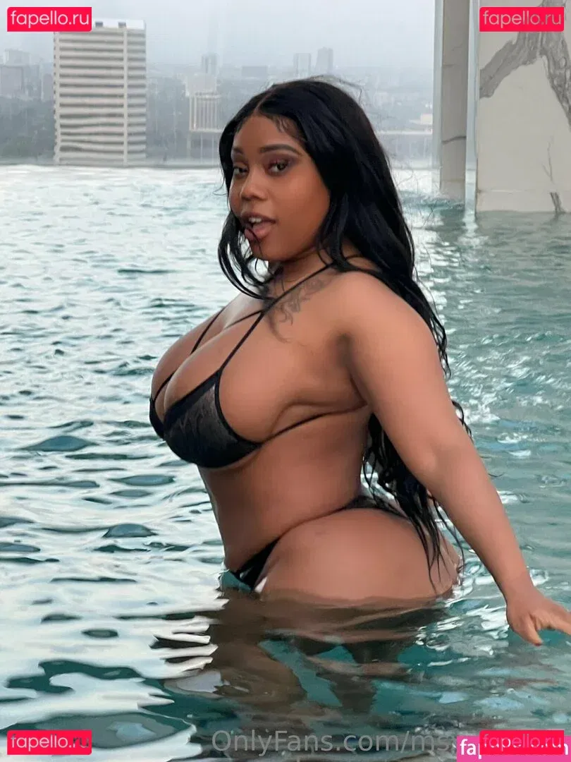 msyummys Onlyfans Photo Gallery 