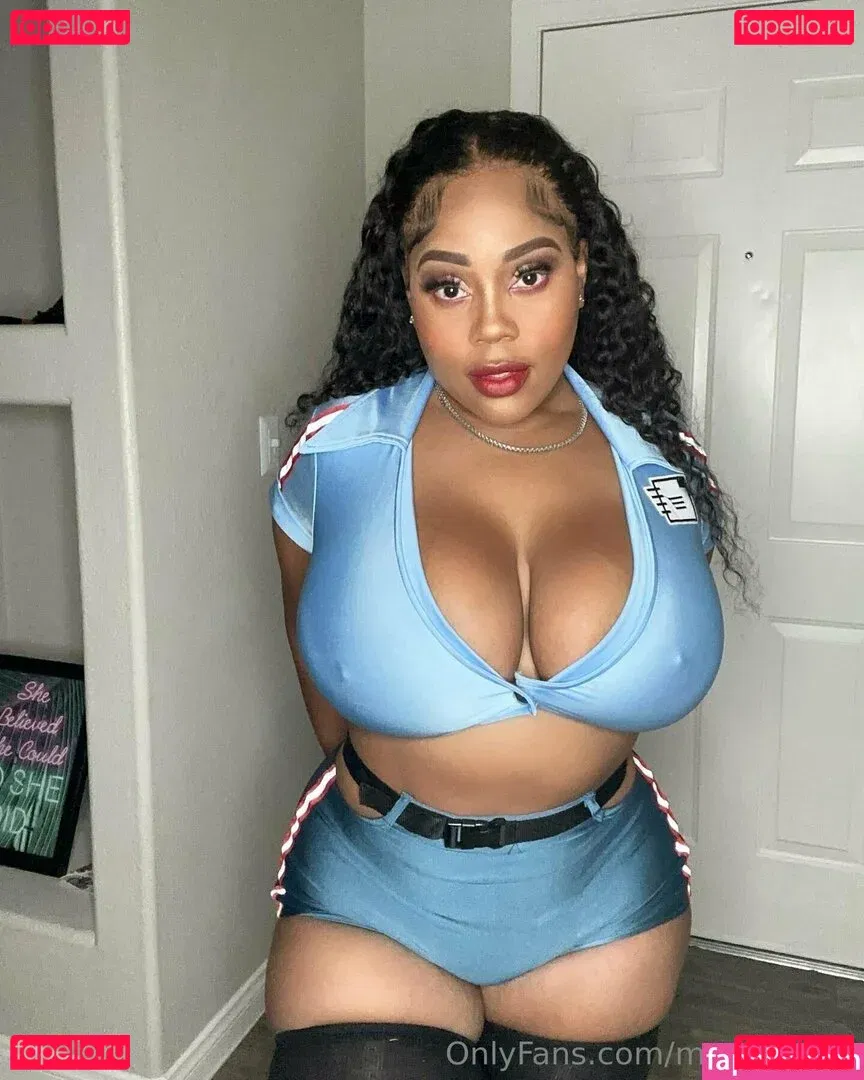 msyummys Onlyfans Photo Gallery 