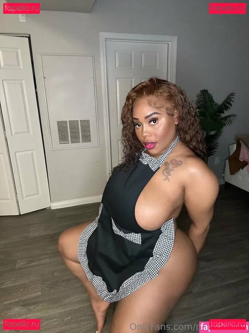 msyummys Onlyfans Photo Gallery 