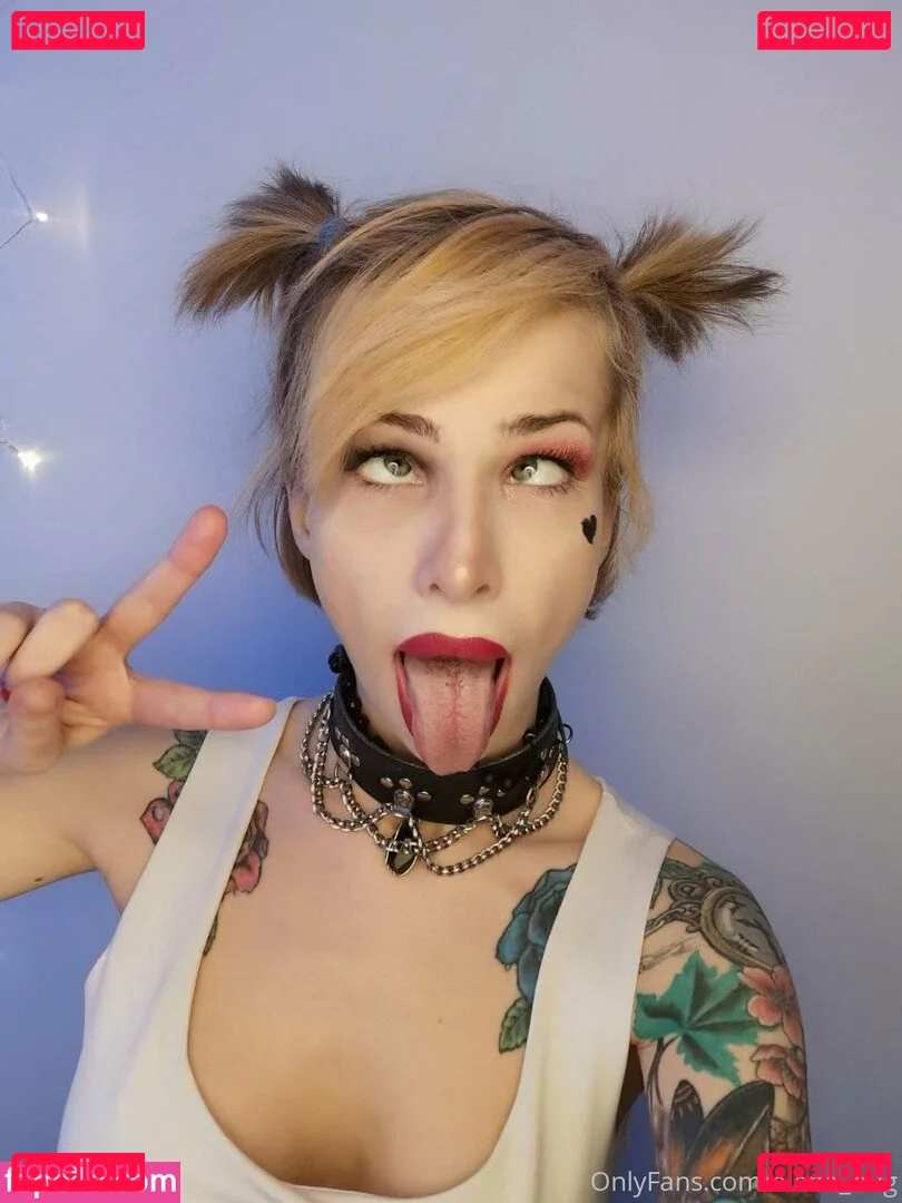 elenahug Onlyfans Photo Gallery 