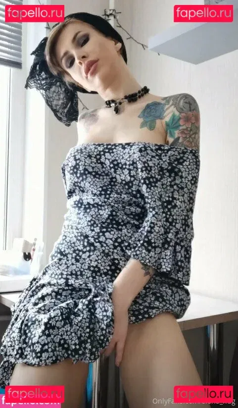 elenahug Onlyfans Photo Gallery 