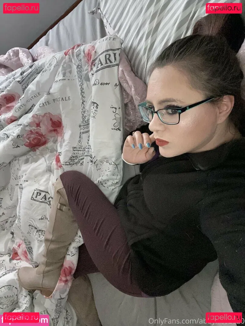 abbykiss2020 Onlyfans Photo Gallery 