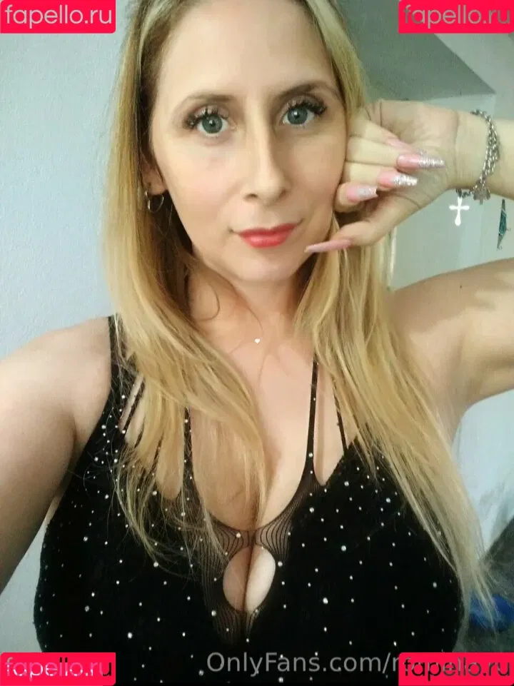 Rominavc Onlyfans Photo Gallery 