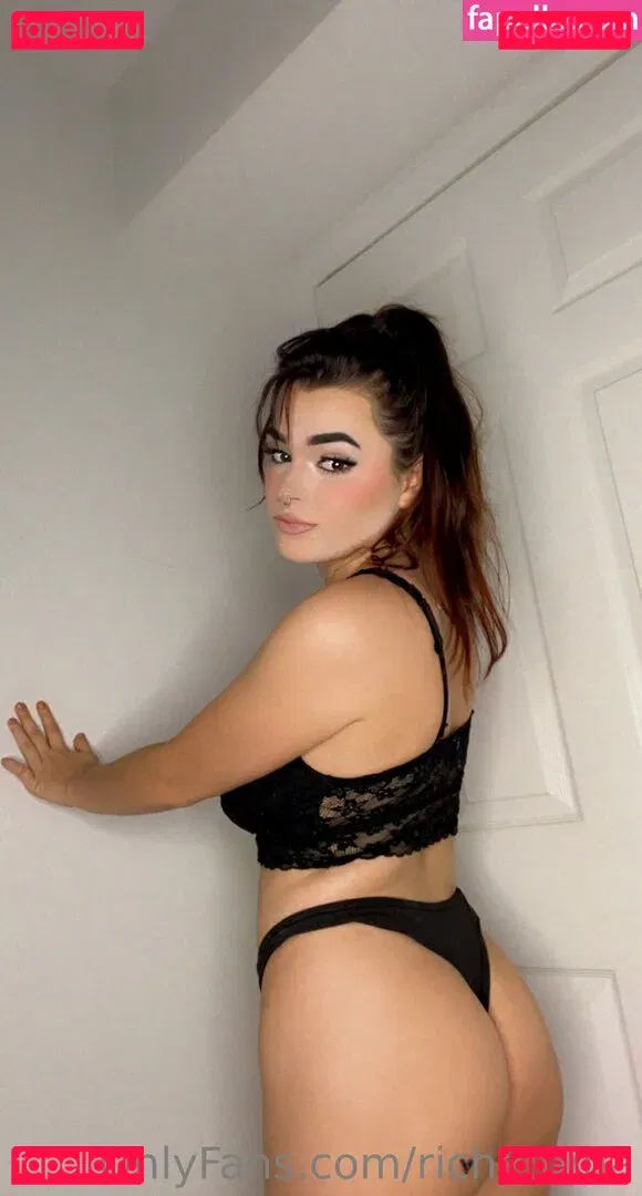 richemma Onlyfans Photo Gallery 