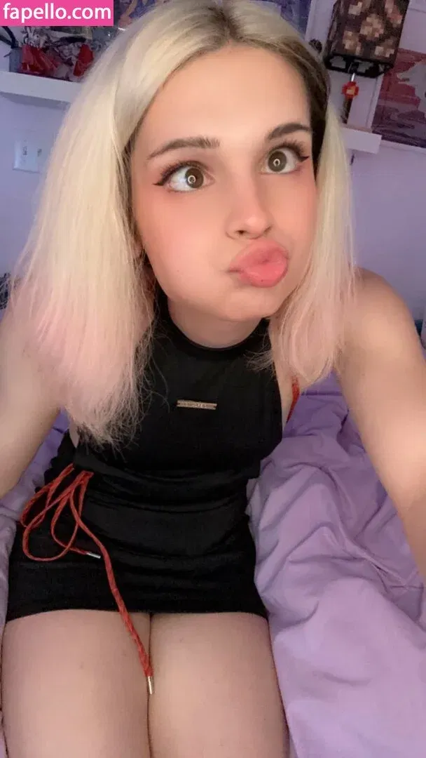 its_peachybunnn Onlyfans Photo Gallery 