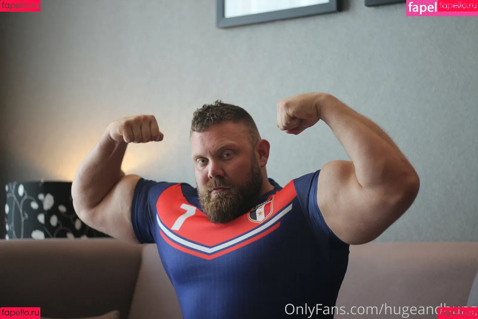 hugeandhung Onlyfans Photo Gallery 