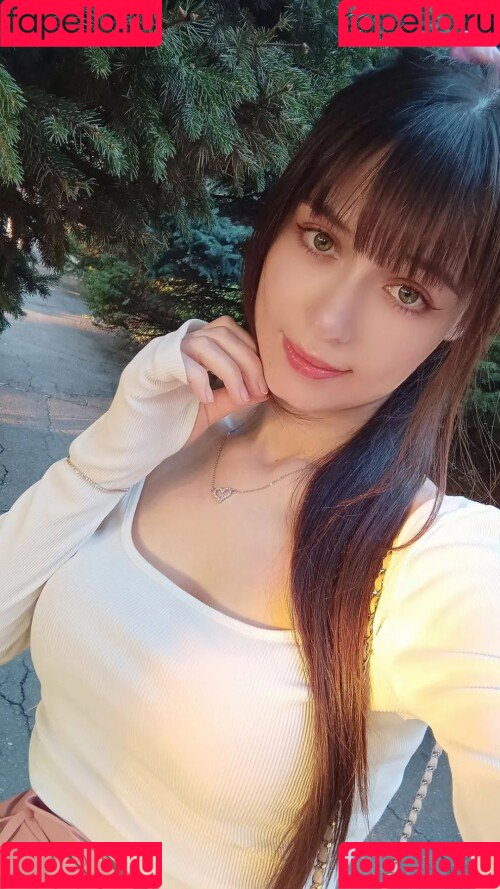 Nicky Cosplay Onlyfans Photo Gallery 