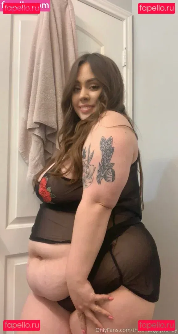 thickhungryhoney Onlyfans Photo Gallery 