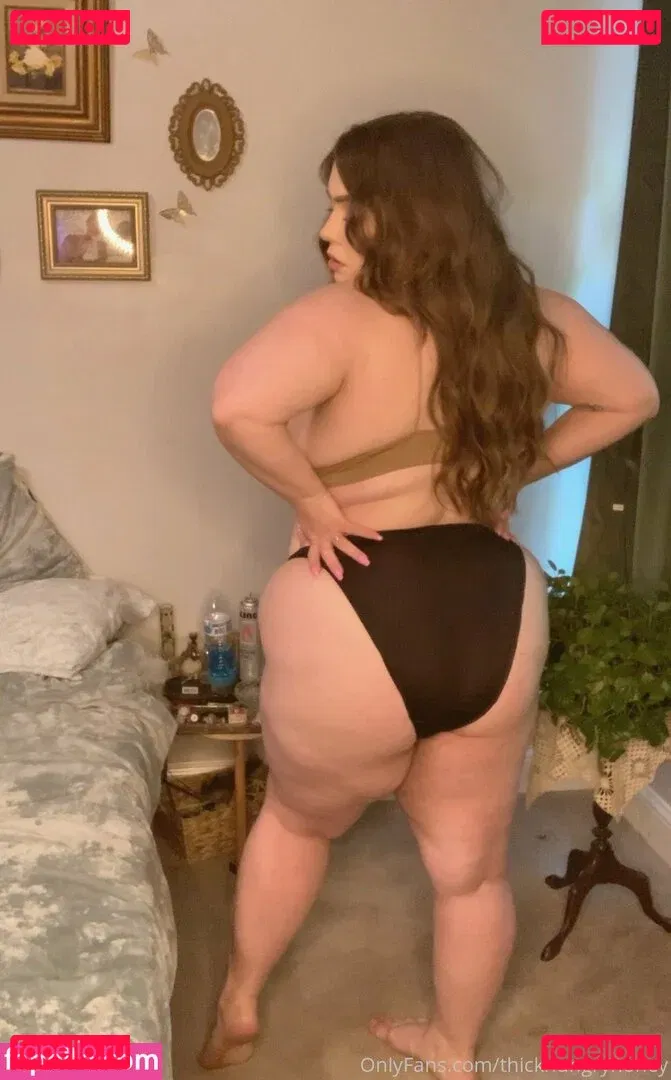 thickhungryhoney Onlyfans Photo Gallery 
