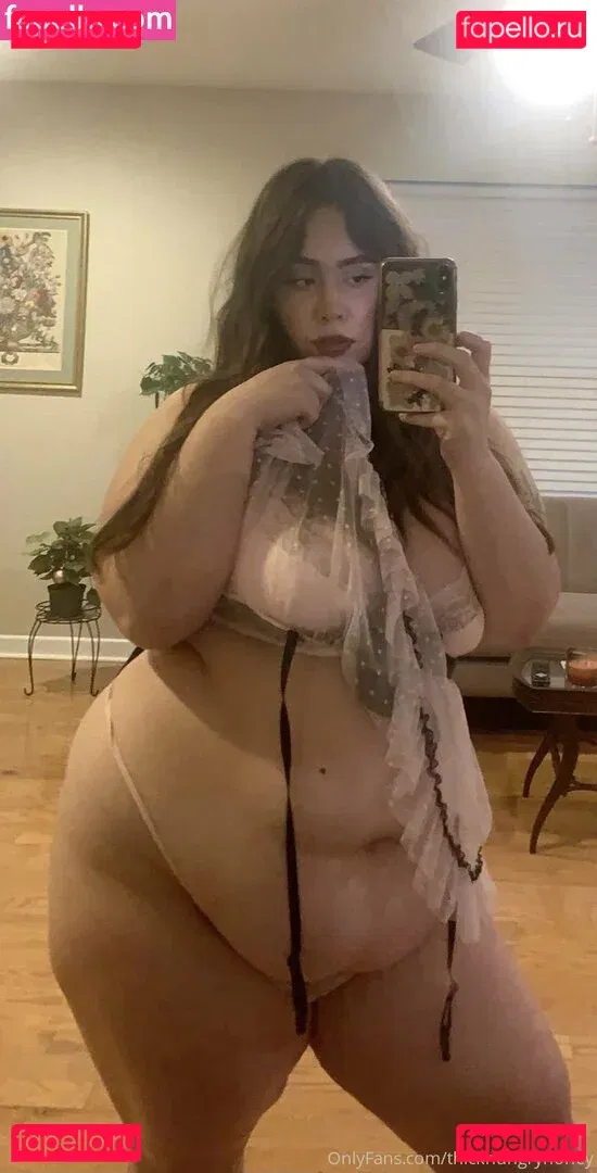 thickhungryhoney Onlyfans Photo Gallery 
