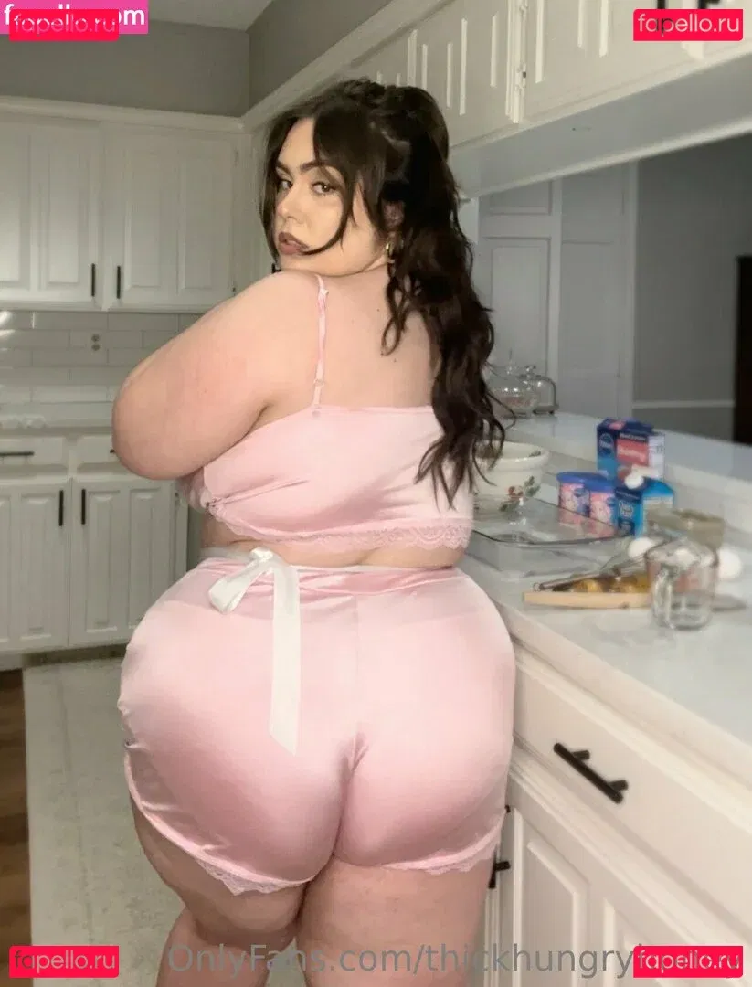 thickhungryhoney Onlyfans Photo Gallery 