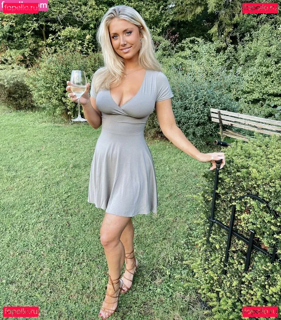 Hari Beavis Onlyfans Photo Gallery 