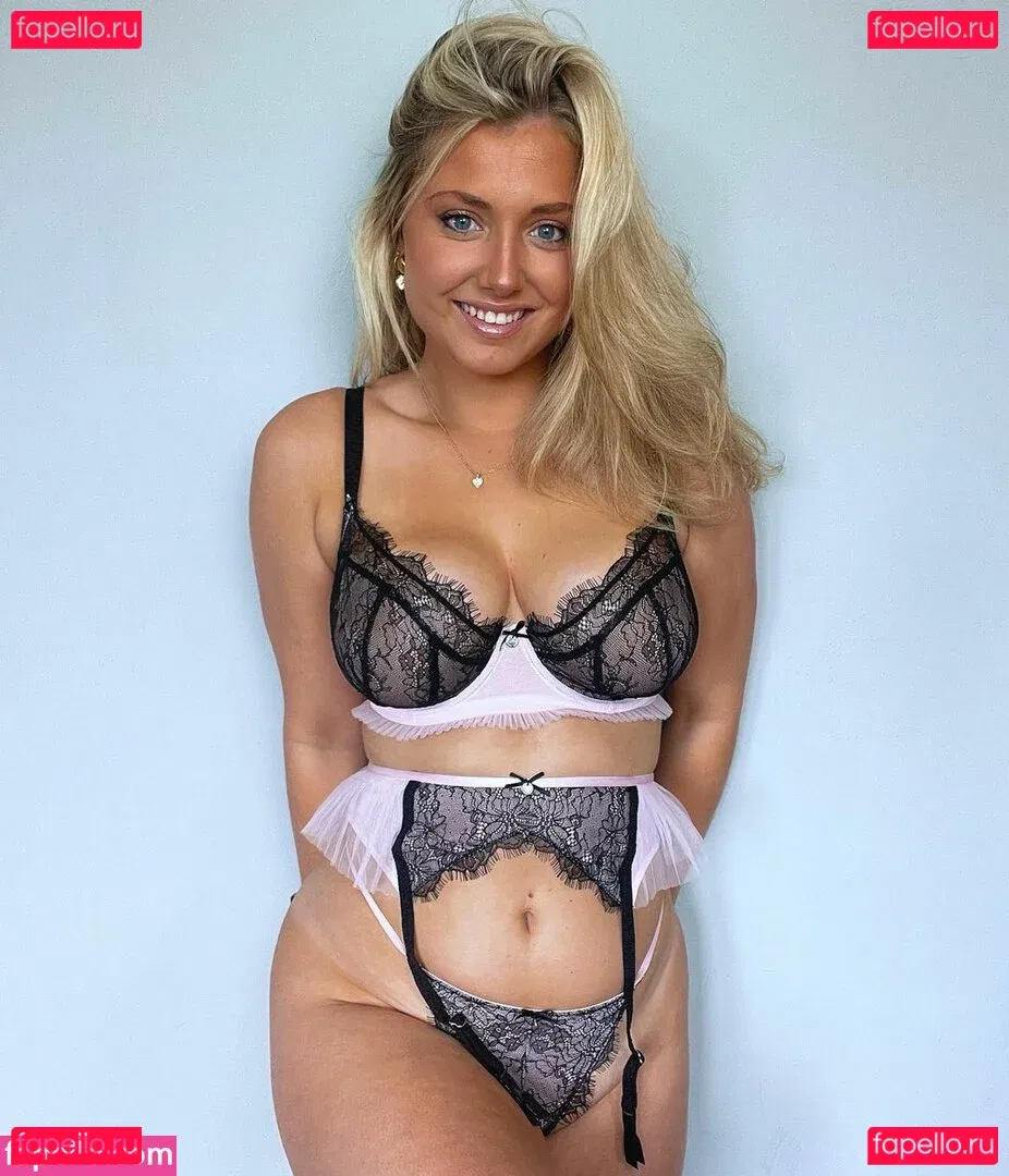 Hari Beavis Onlyfans Photo Gallery 