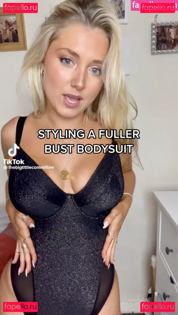 Hari Beavis Onlyfans Photo Gallery 