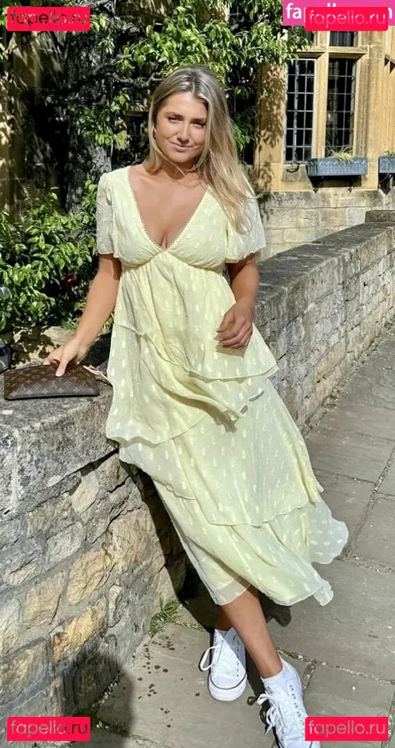 Hari Beavis Onlyfans Photo Gallery 