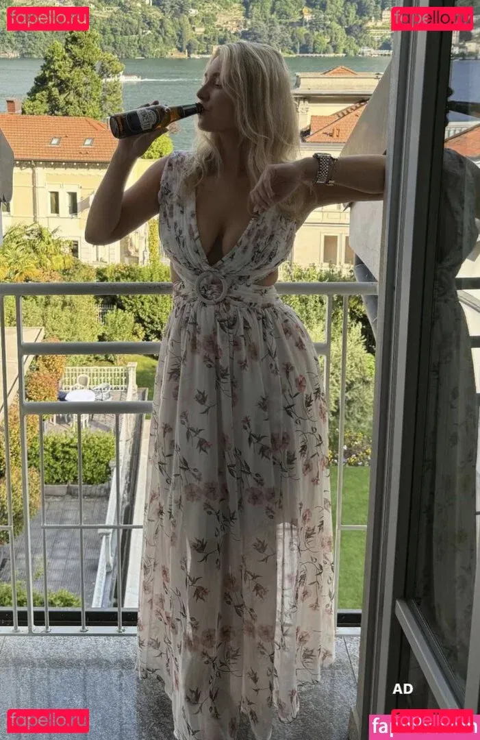 Hari Beavis Onlyfans Photo Gallery 