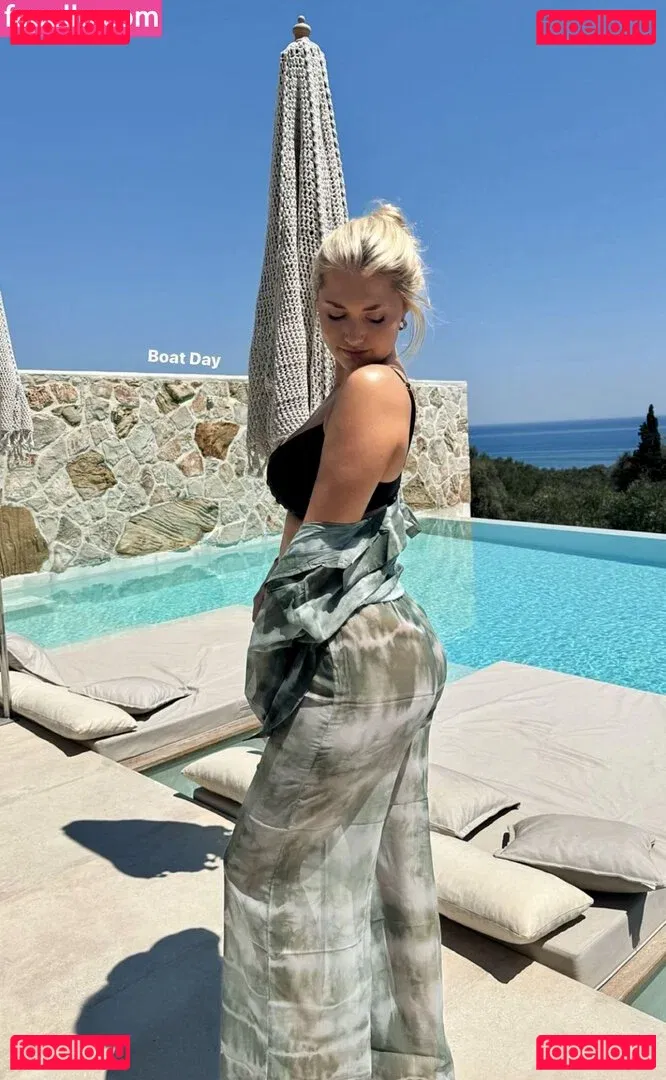 Hari Beavis Onlyfans Photo Gallery 