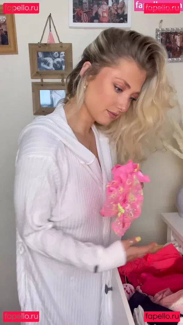 Hari Beavis Onlyfans Photo Gallery 