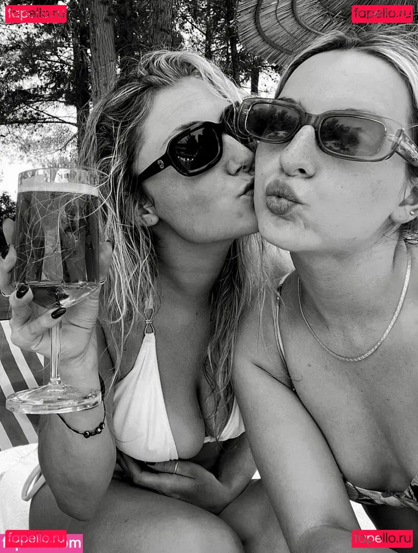 Hari Beavis Onlyfans Photo Gallery 