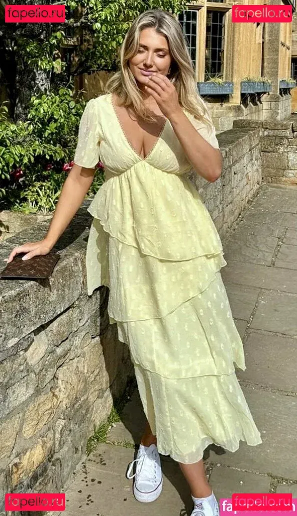 Hari Beavis Onlyfans Photo Gallery 