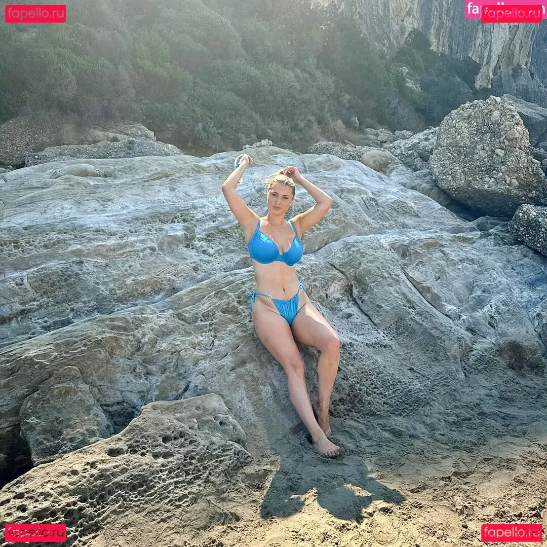 Hari Beavis Onlyfans Photo Gallery 