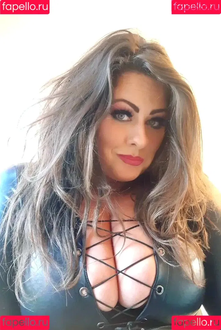 Annie Onlyfans Photo Gallery 