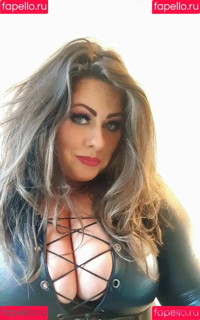 Annie Onlyfans Photo Gallery 