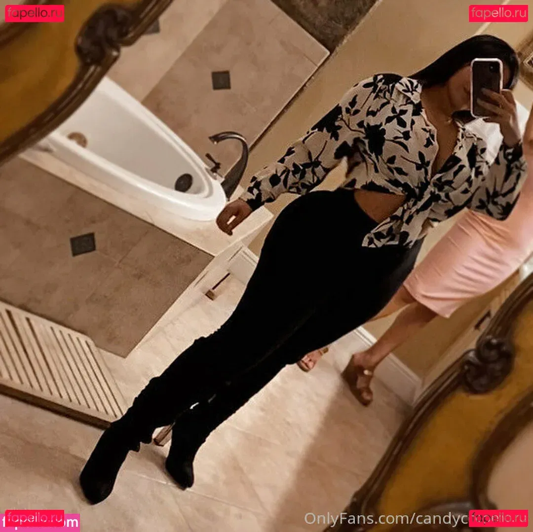 mamicolombia22 Onlyfans Photo Gallery 