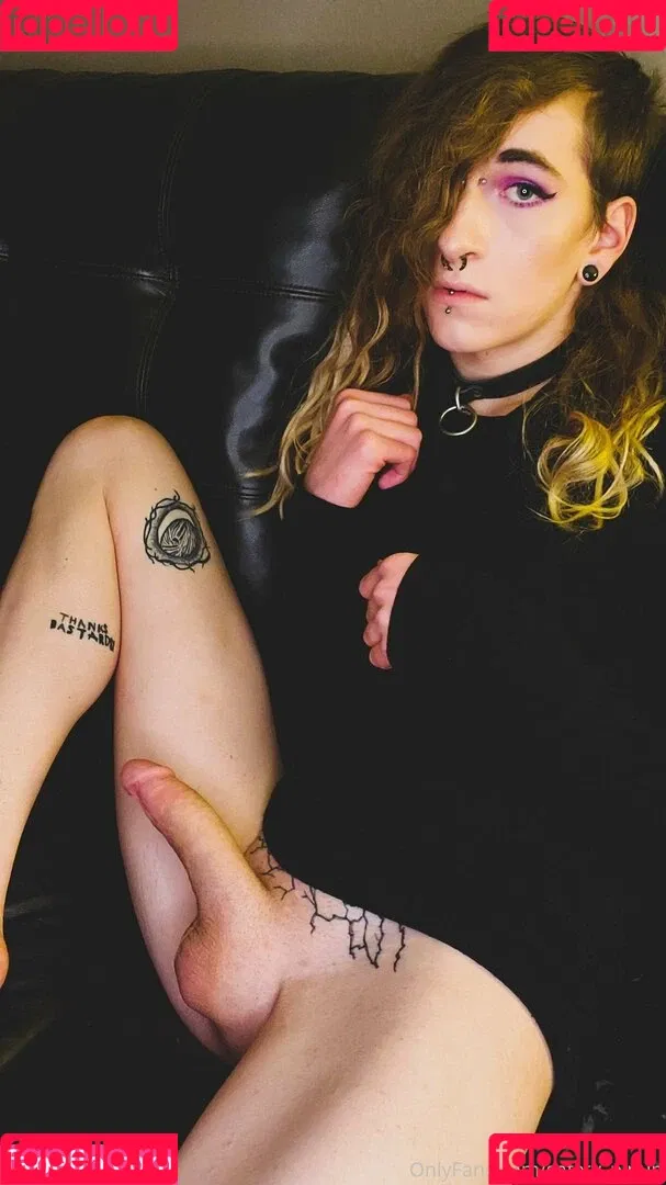 Safety Pinup Onlyfans Photo Gallery 