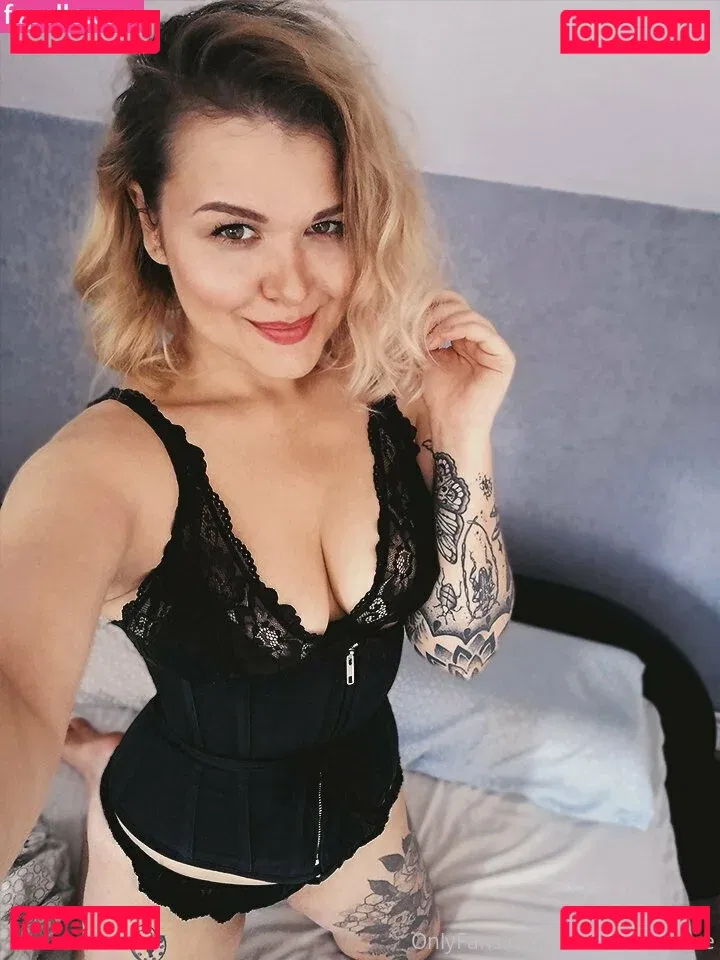 marlene.moore Onlyfans Photo Gallery 