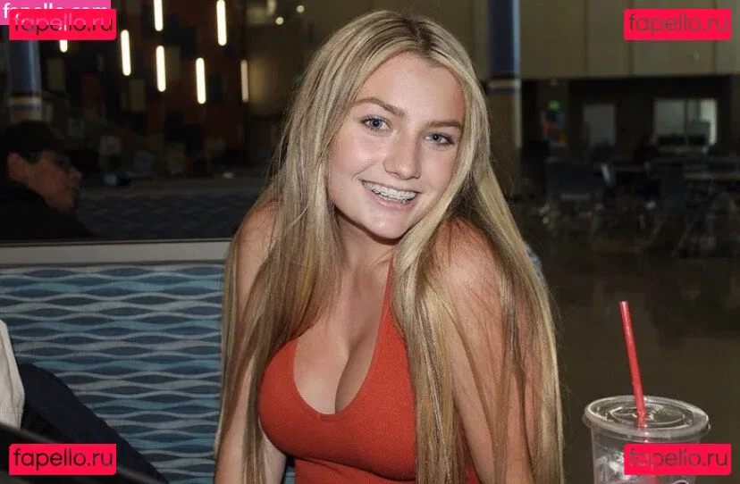 Itsadelecash Onlyfans Photo Gallery 