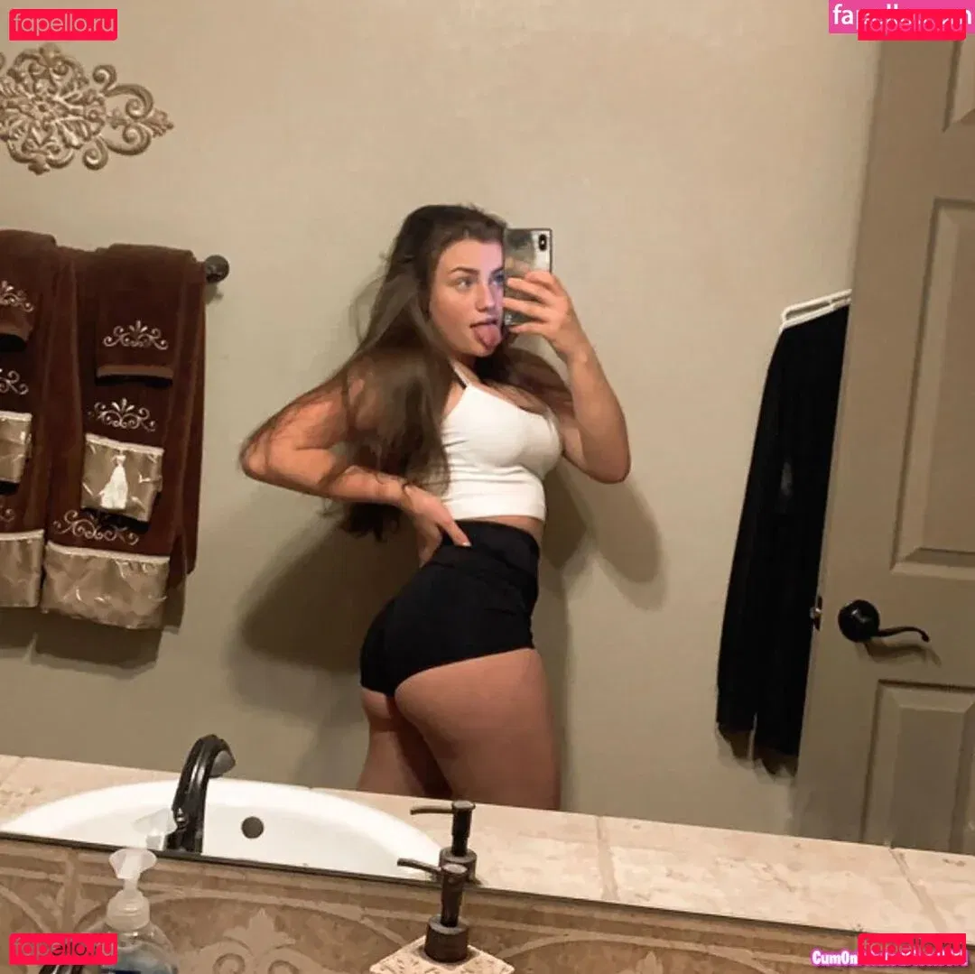 Itsadelecash Onlyfans Photo Gallery 