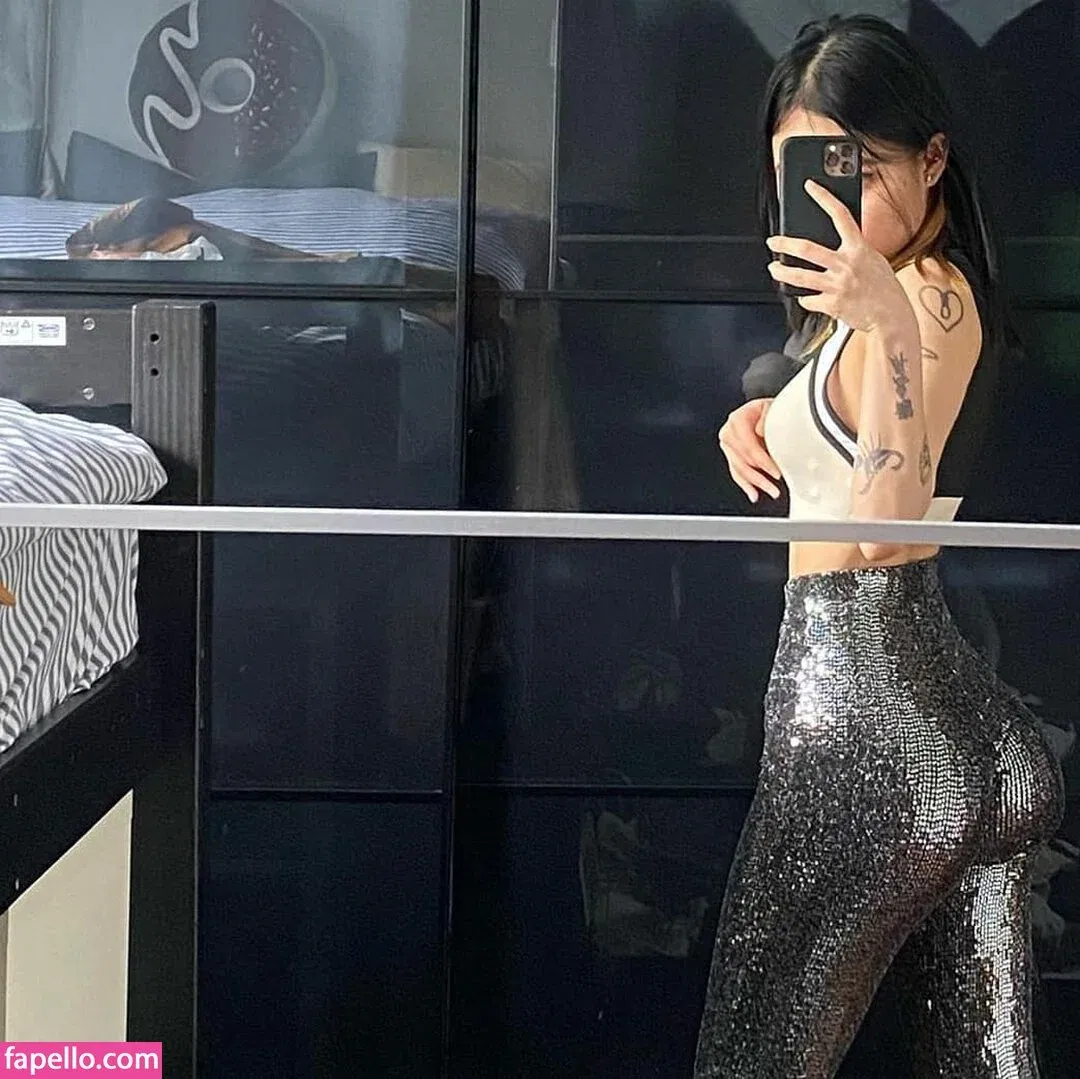 ozarayau Onlyfans Photo Gallery 