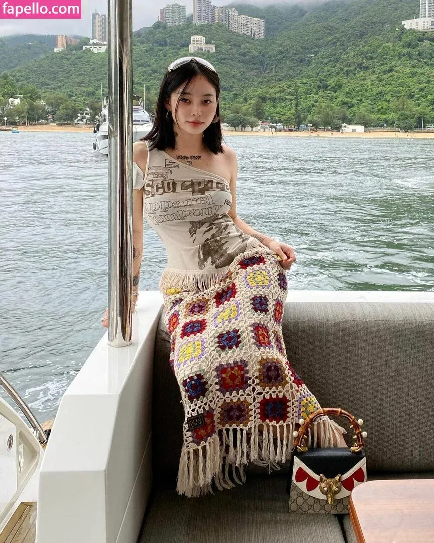 ozarayau Onlyfans Photo Gallery 