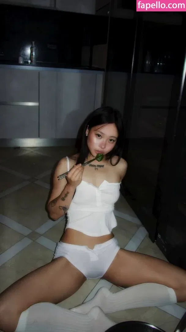 ozarayau Onlyfans Photo Gallery 